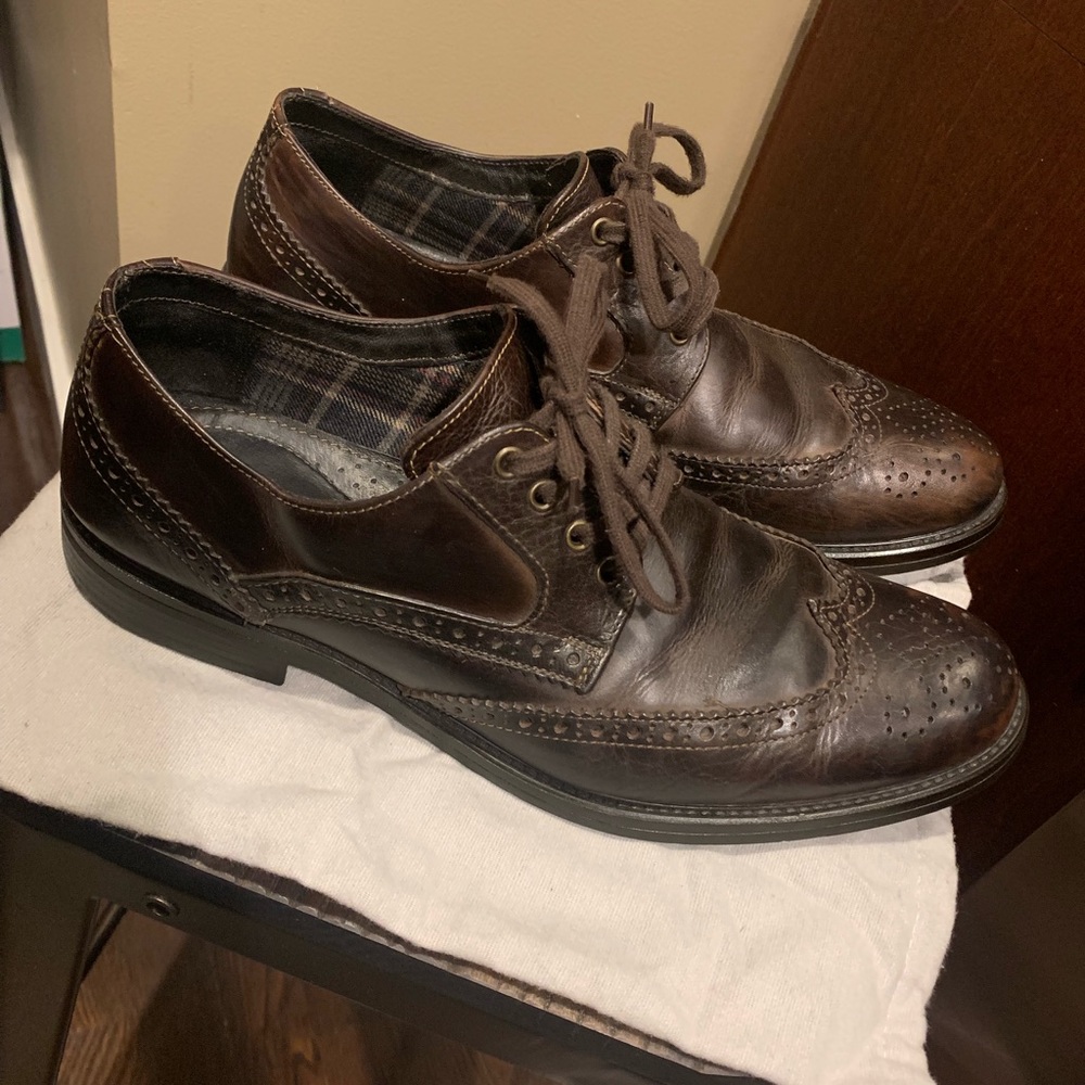 Johnston & Murphy Winter Wingtips
